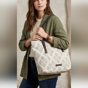 Lucky Brand Cream and Brown Women's Bag